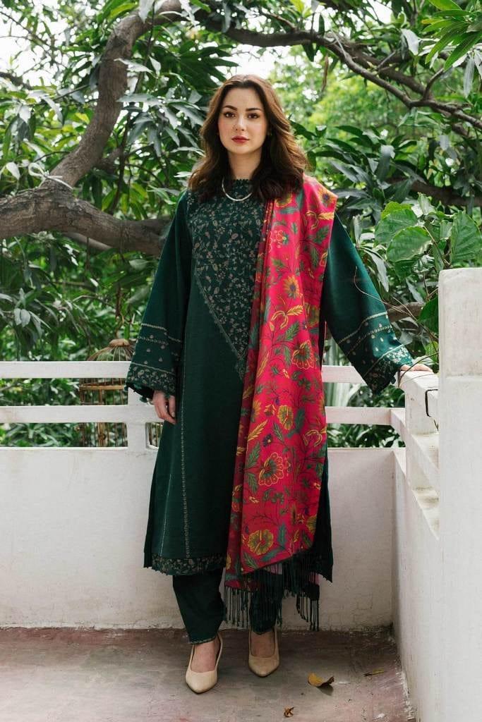 3 Pcs Women's Unstitched Embroidered Suit